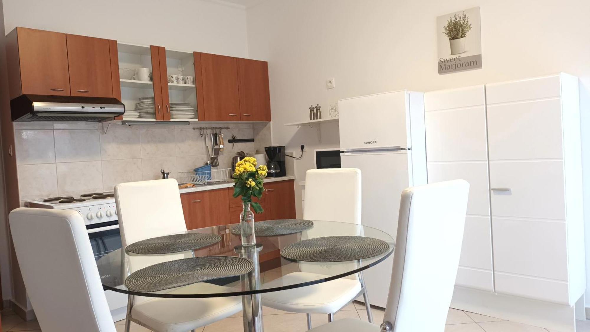 Apartman Sandra -Private Parking And Garden Zadar Exterior foto