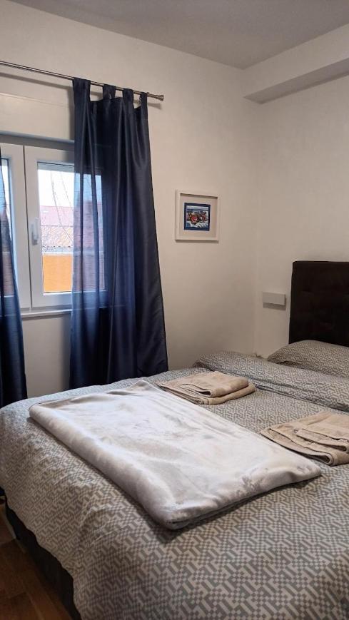 Apartman Sandra -Private Parking And Garden Zadar Exterior foto